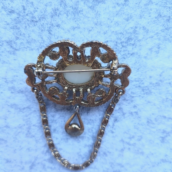 elegant vintage brooch - Picture 2 of 2